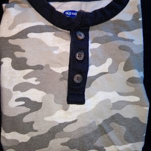 Kids 5T Old Navy Long Sleeve Shirt